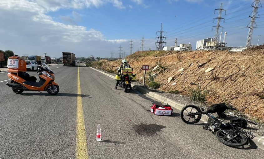 זירת התאונה בכביש 41. צילום: דוברות איחוד הצלה