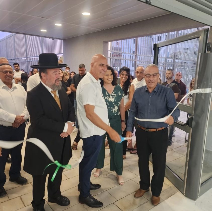 טקס חניכת בית הספר החדש בשכונת שיר השירים בגן יבנה