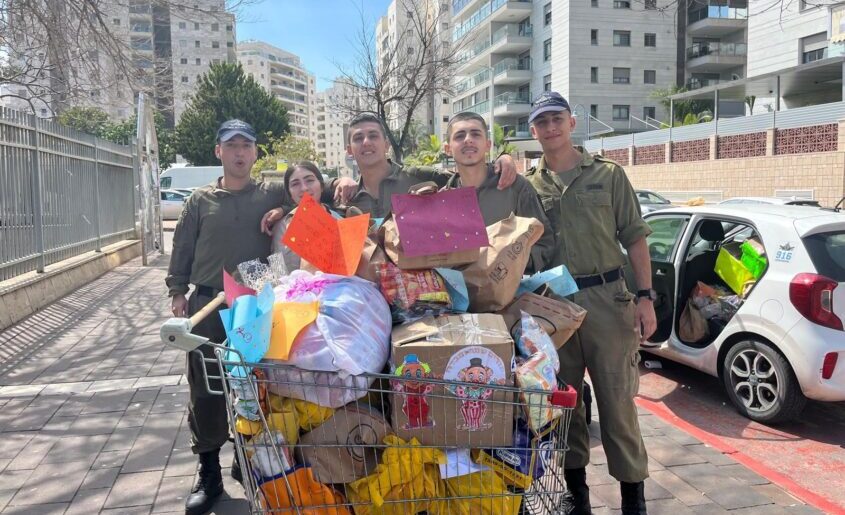 מבצע משלוחי מנות לחיילים